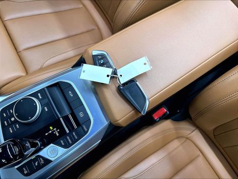 Used 2022 BMW 430i Convertible w/ M Sport Package RWD image 13