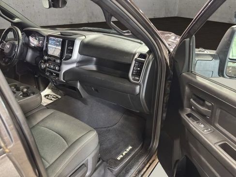 Used 2024 RAM 2500 Tradesman w/ Chrome Appearance Group AWD/4WD image 18