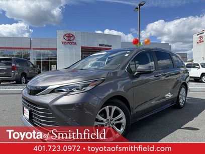 Certified 2023 Toyota Sienna Platinum