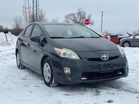 Used 2010 Toyota Prius Three image 1