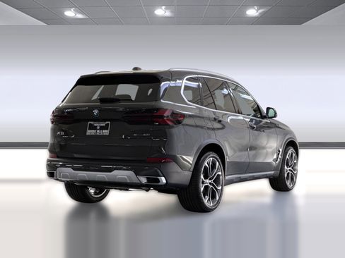 Used 2026 BMW X5 sDrive40i RWD image 8