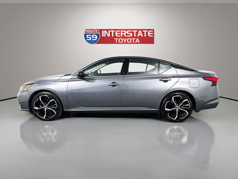 Used 2025 Nissan Altima 2.5 SR image 4