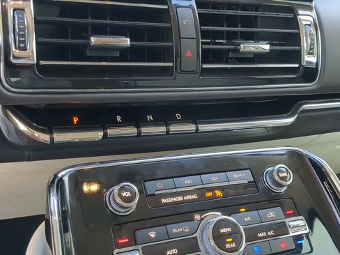 Used 2023 Lincoln Navigator L Black Label image 19