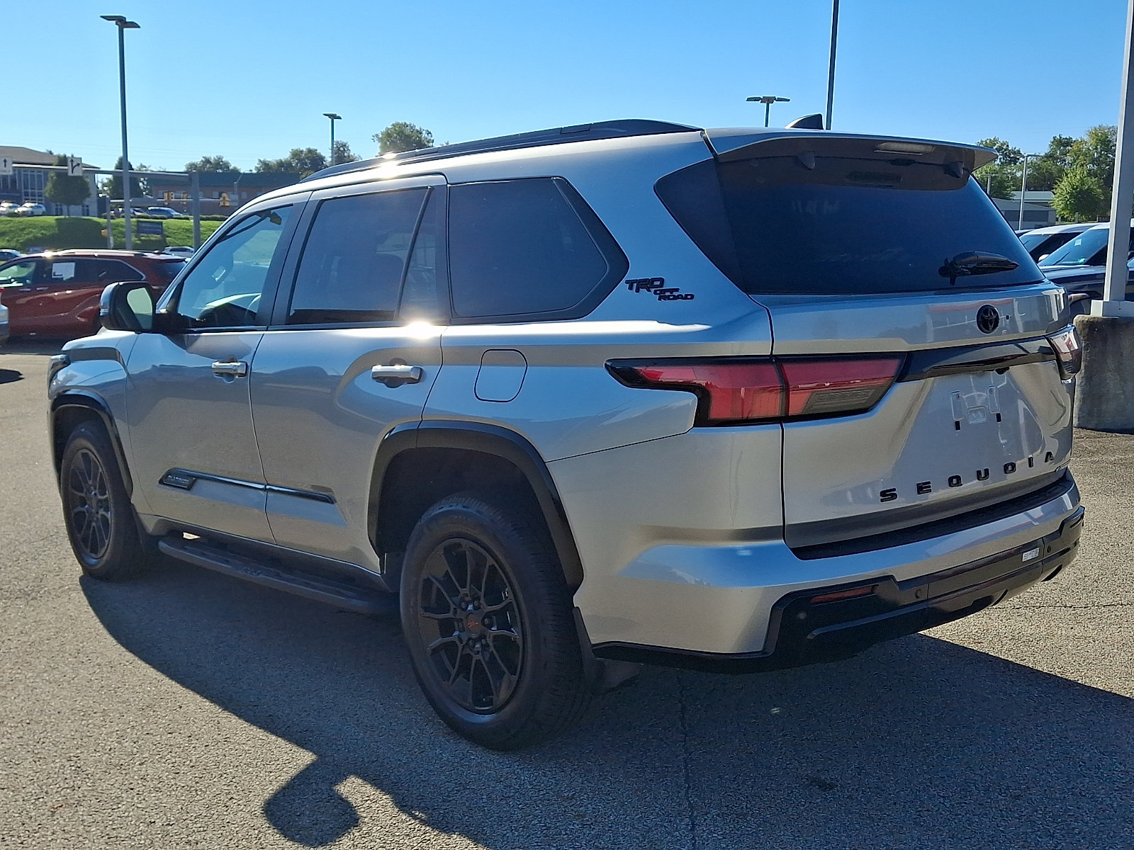 Used 2025 Toyota Sequoia Platinum w/ TRD Off-Road Package AWD/4WD image 4