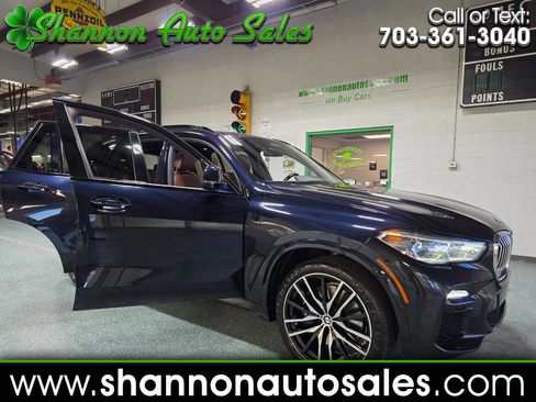 Used 2019 BMW X5 xDrive50i w/ M Sport Package image 1