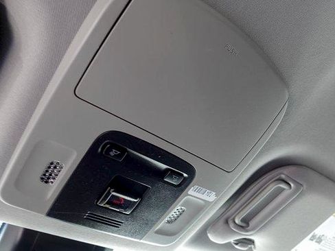 Used 2023 Toyota Camry SE FWD image 24