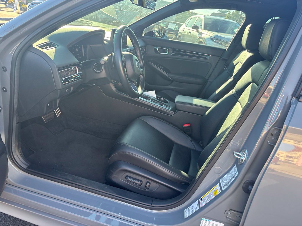 Used 2025 Honda Civic Sport image 14