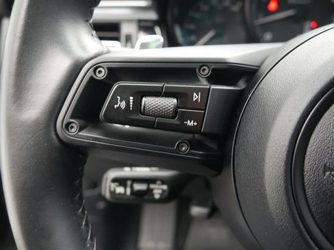 Certified 2023 Porsche Macan Turbo AWD/4WD image 36