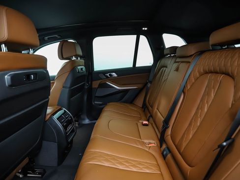 New 2026 BMW X5 xDrive40i w/ M Sport Package image 22