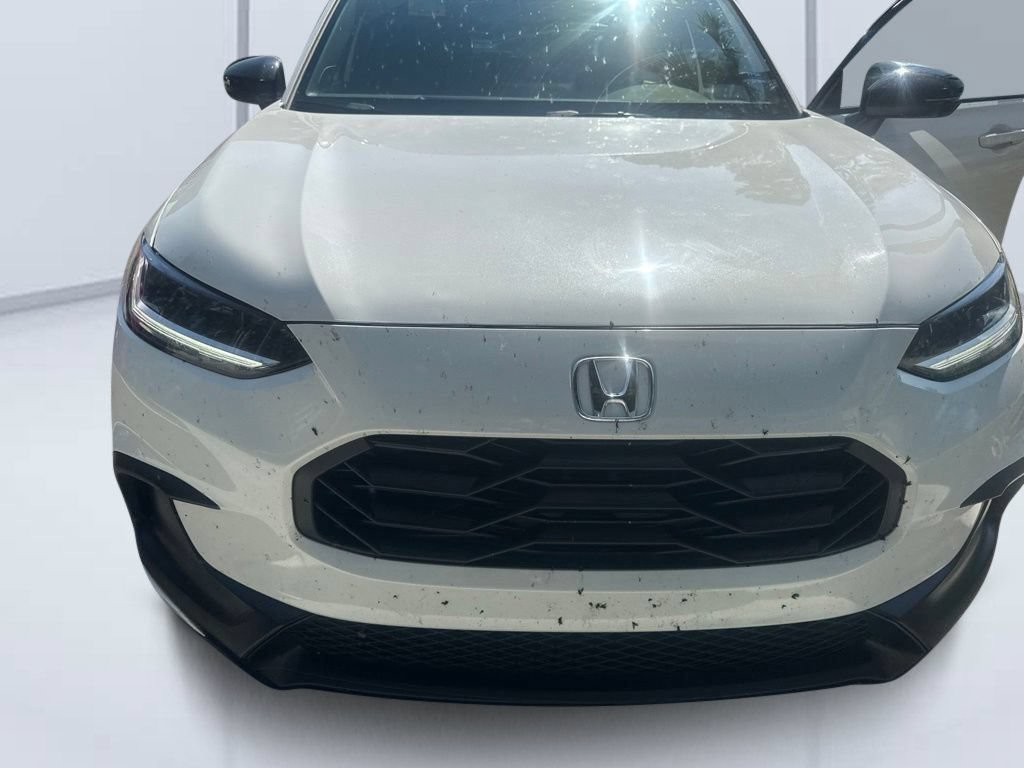Used 2025 Honda HR-V Sport image 2