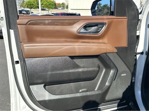 Certified 2024 Chevrolet Tahoe High Country w/ Advanced Technology Package image 5