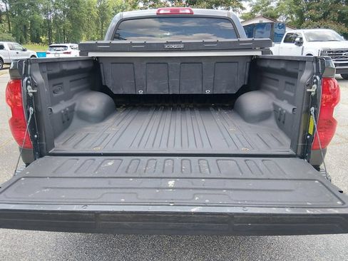Used 2018 Toyota Tundra SR5 w/ TRD Off Road Package AWD/4WD image 17