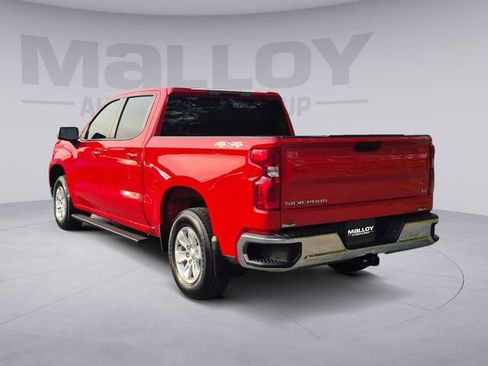Used 2023 Chevrolet Silverado 1500 LT AWD/4WD image 3