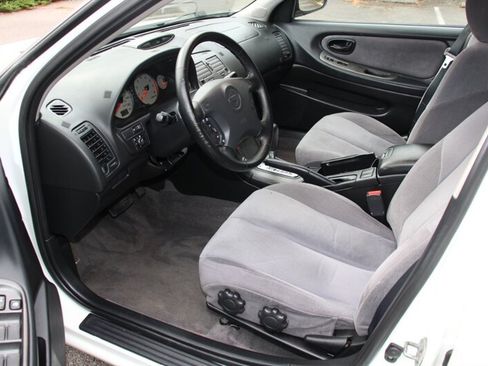 Used 2001 Nissan Maxima SE FWD image 5