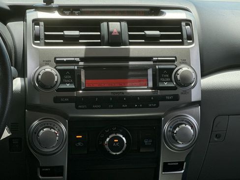 Used 2013 Toyota 4Runner SR5 image 15