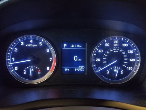 Used 2018 Hyundai Sonata SE w/ Cargo Package image 23