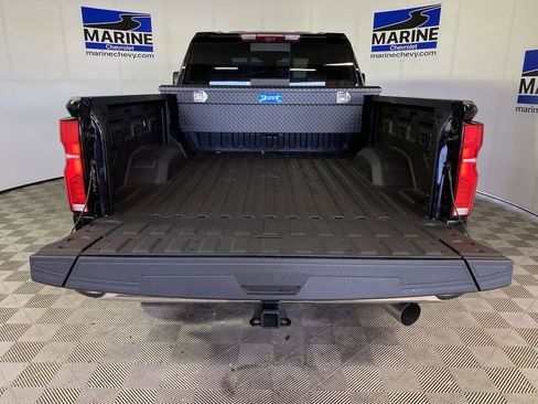 Certified 2026 Chevrolet Silverado 2500 LTZ w/ LTZ Premium Package AWD/4WD image 33