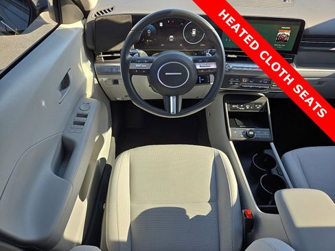 Used 2025 Hyundai Kona SEL image 11