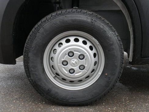 Used 2024 RAM ProMaster 3500 w/ Storage Group FWD image 12