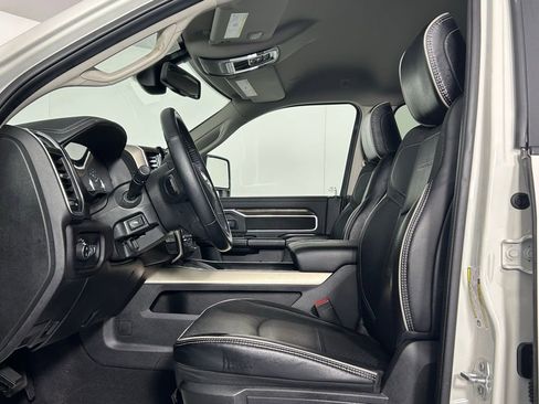 Used 2023 RAM 3500 Laramie AWD/4WD image 30