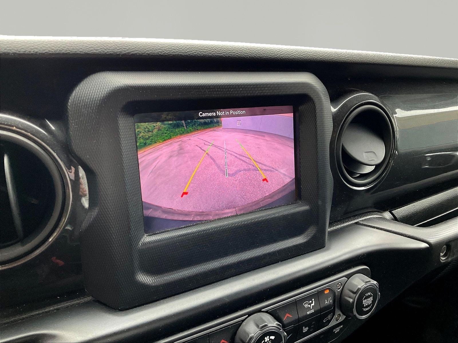 Used 2020 Jeep Wrangler Unlimited Sport AWD/4WD image 14