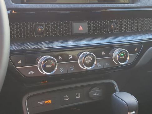 Certified 2026 Honda CR-V Sport Touring image 26