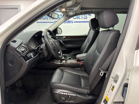Used 2017 BMW X3 xDrive28i AWD/4WD image 9