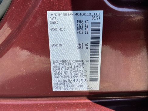 Used 2024 Nissan Altima 2.5 SV image 29