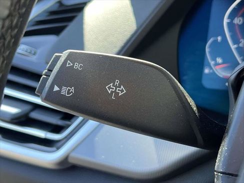 Used 2022 BMW X5 xDrive40i w/ Premium Essential Package image 28