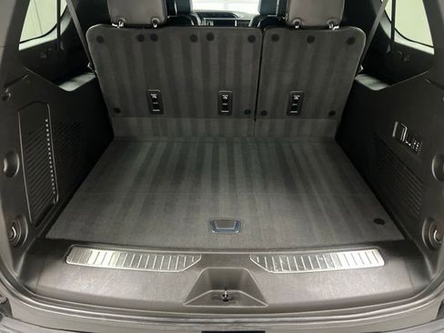 Used 2022 GMC Yukon XL Denali AWD/4WD image 52