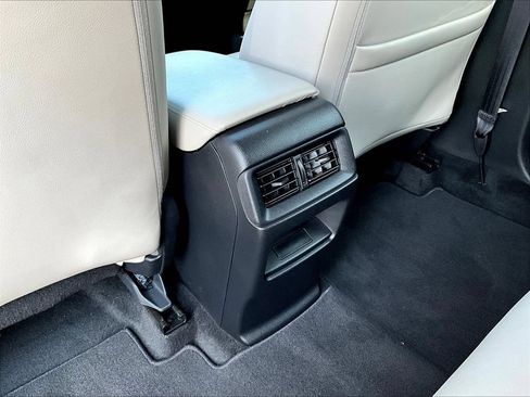 Used 2023 Honda CR-V EX-L image 12