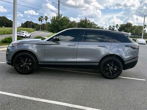 New 2026 Land Rover Range Rover Velar Dynamic SE image 2