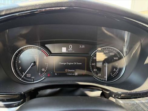 Used 2025 Cadillac XT6 Premium Luxury AWD/4WD image 29