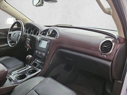 Used 2017 Buick Enclave Leather image 23