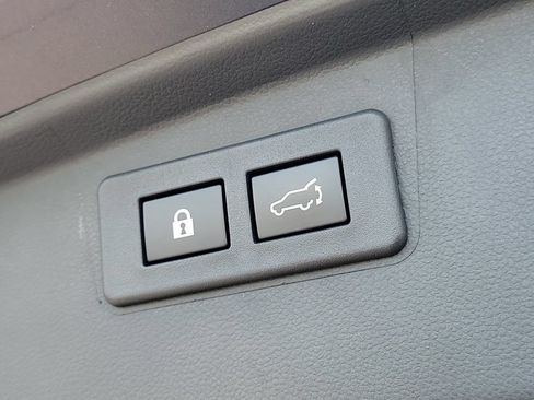 Used 2024 Subaru Outback Limited AWD/4WD image 9