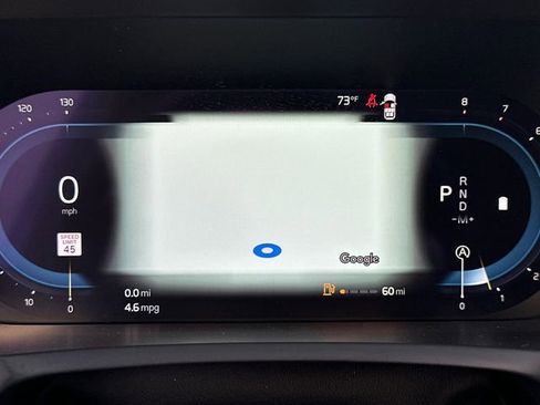 Used 2025 Volvo XC90 B6 Plus image 30