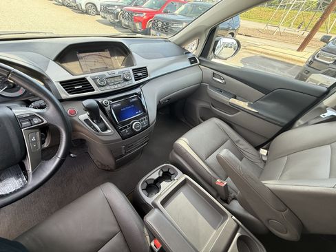 Used 2016 Honda Odyssey Touring image 27