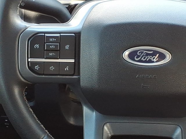Used 2025 Ford F350 Lariat AWD/4WD image 6