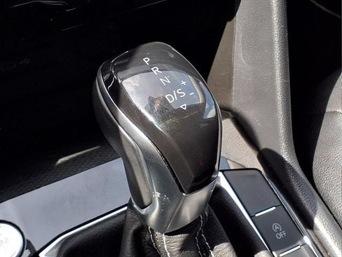 Used 2023 Volkswagen Taos SE AWD/4WD image 19