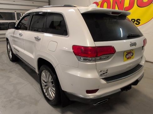 Used 2017 Jeep Grand Cherokee Summit image 3