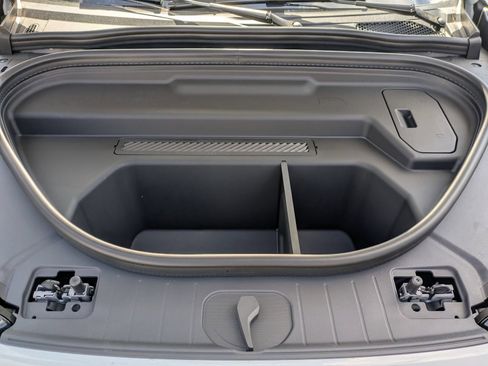 New 2025 Audi Q6 e-tron Premium Plus AWD/4WD image 12