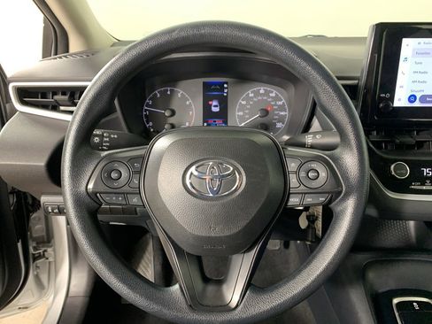 Used 2024 Toyota Corolla LE image 20