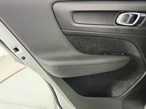 Certified 2023 Volvo C40 P8 Recharge Ultimate AWD/4WD image 28