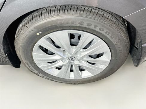 Used 2025 Nissan Sentra S FWD image 11