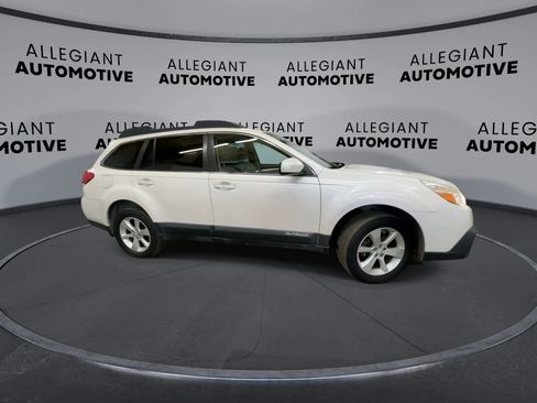 Used 2014 Subaru Outback 2.5i Premium w/ Moonroof Package AWD/4WD image 11