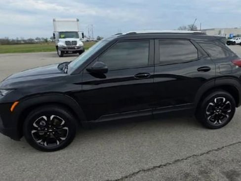 Used 2023 Chevrolet TrailBlazer LT FWD image 6