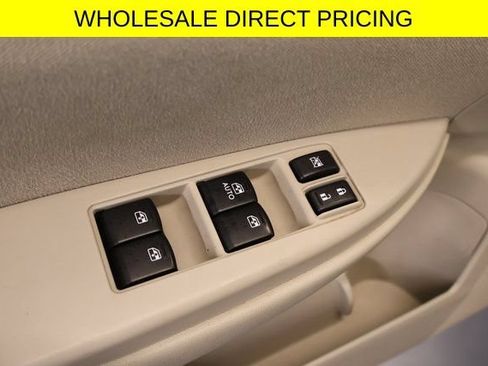 Used 2013 Subaru Outback 2.5i Premium AWD/4WD image 10