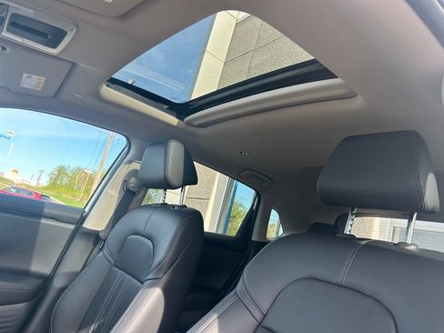 New 2026 Honda HR-V EX-L image 13