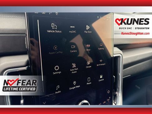 Used 2025 GMC Yukon Denali AWD/4WD image 33