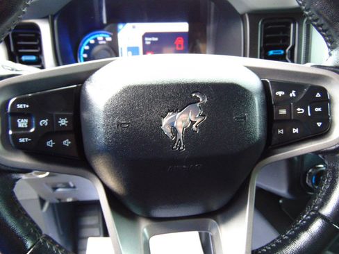 Used 2022 Ford Bronco Black Diamond AWD/4WD image 21